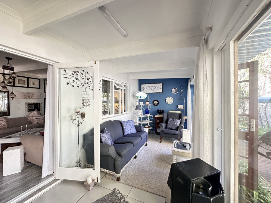 2 Bedroom Property for Sale in Stilbaai Oos Western Cape